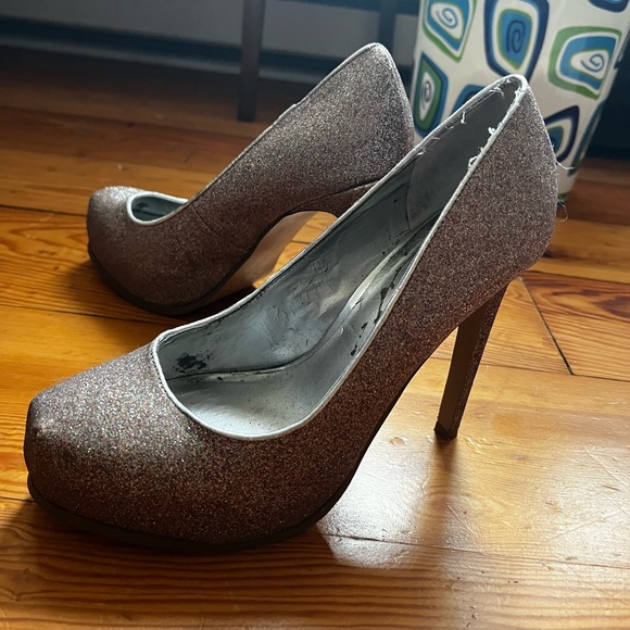 Guess Sparkly Heels - Picture 4 of 5